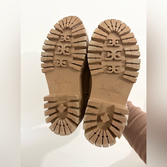 Sam Edelman Tan Ankle Boots with Cream Fur Trim - Picture 7 of 7